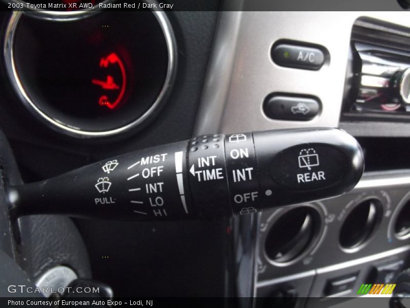 Controls of 2003 Matrix XR AWD