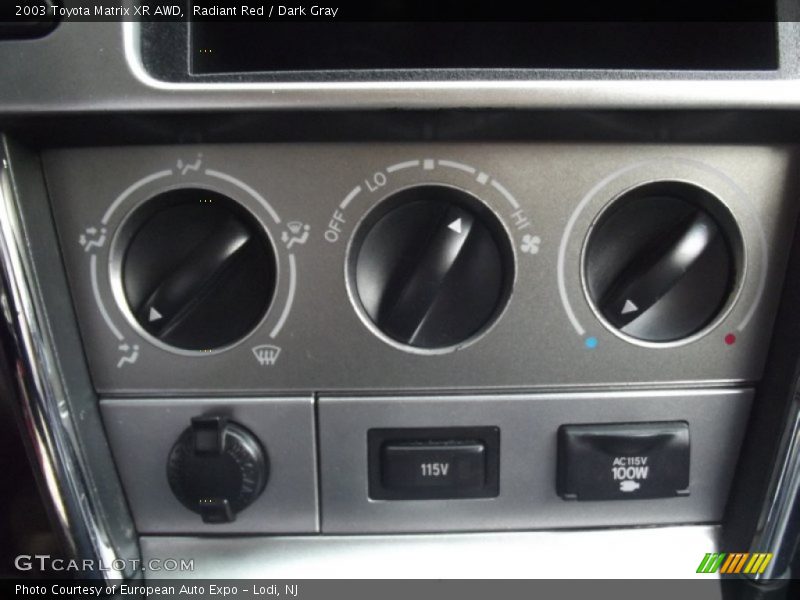 Controls of 2003 Matrix XR AWD