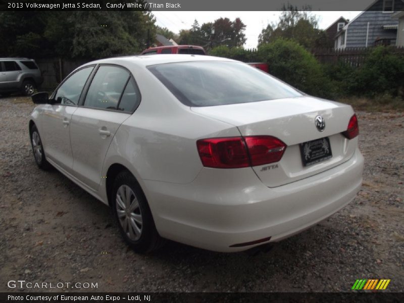 Candy White / Titan Black 2013 Volkswagen Jetta S Sedan