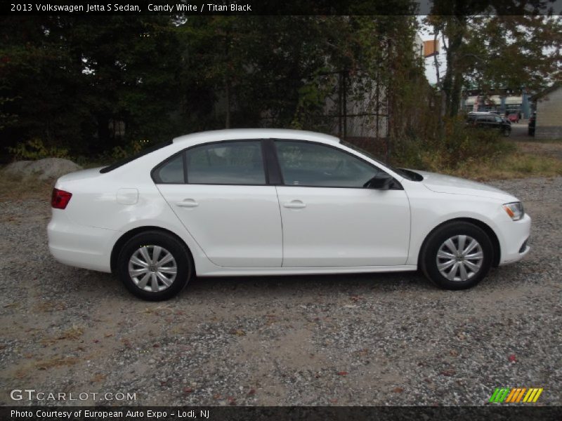 Candy White / Titan Black 2013 Volkswagen Jetta S Sedan