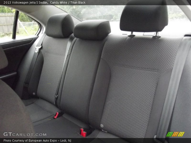 Candy White / Titan Black 2013 Volkswagen Jetta S Sedan