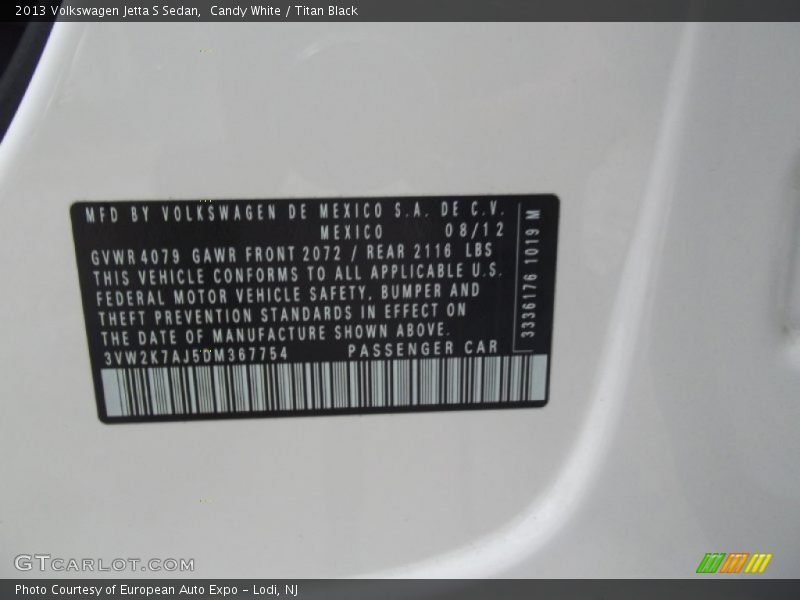 Candy White / Titan Black 2013 Volkswagen Jetta S Sedan