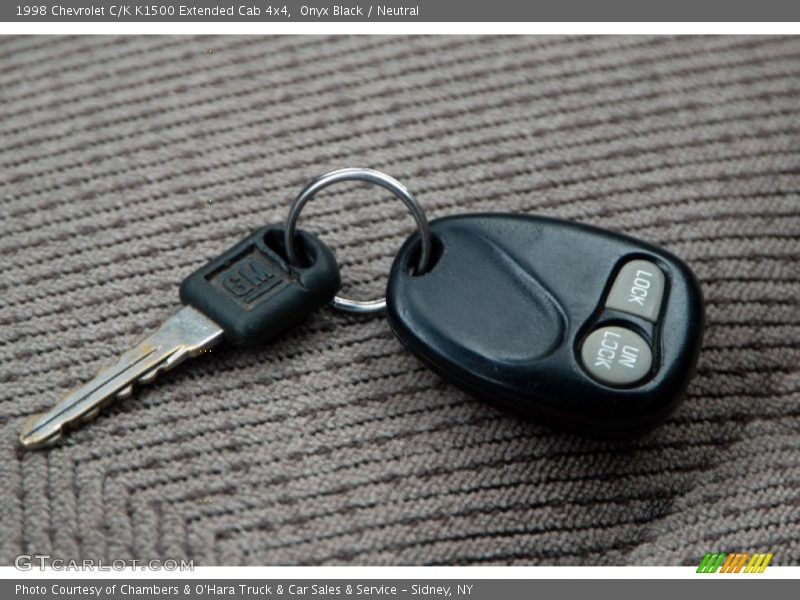 Onyx Black / Neutral 1998 Chevrolet C/K K1500 Extended Cab 4x4