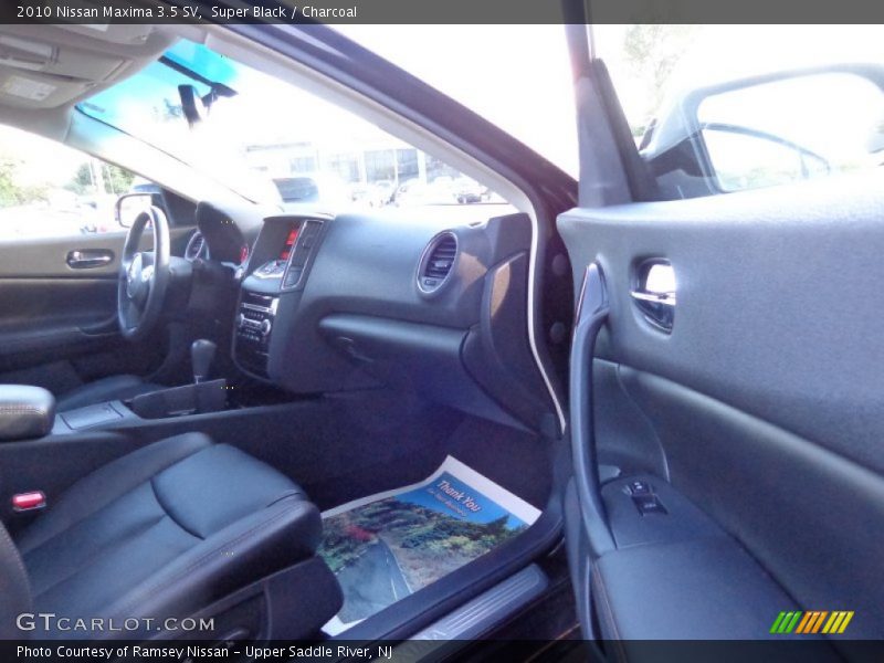 Super Black / Charcoal 2010 Nissan Maxima 3.5 SV