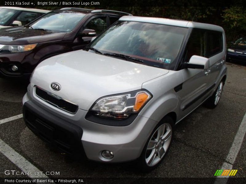 Bright Silver / Black Soul Logo Cloth 2011 Kia Soul +
