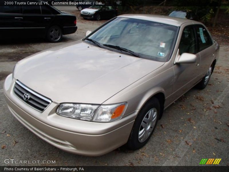 Cashmere Beige Metallic / Oak 2000 Toyota Camry LE V6