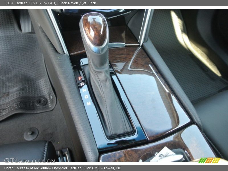  2014 XTS Luxury FWD 6 Speed Automatic Shifter