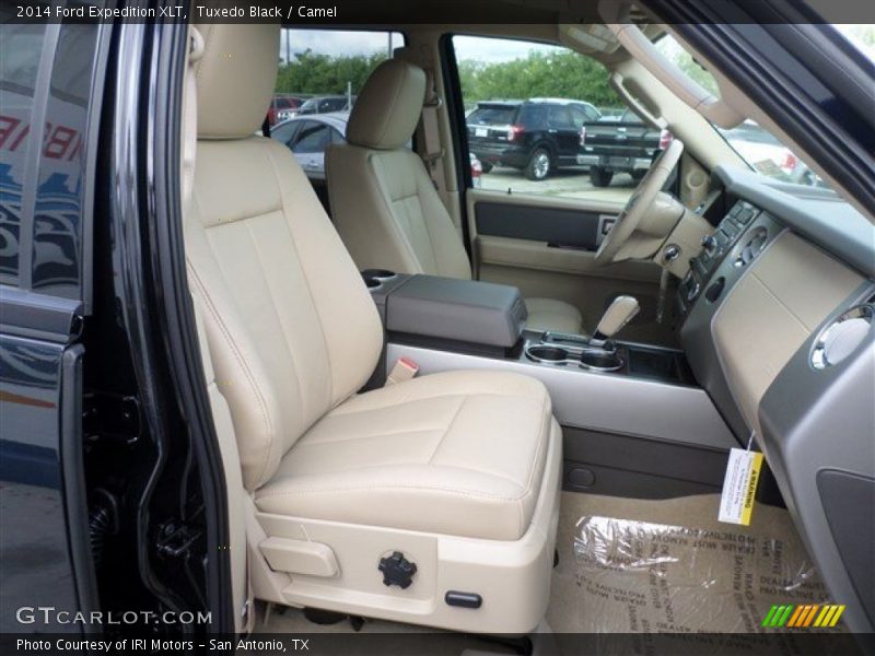 Tuxedo Black / Camel 2014 Ford Expedition XLT