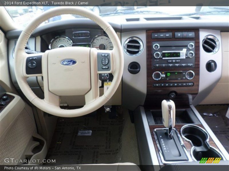 Tuxedo Black / Camel 2014 Ford Expedition XLT