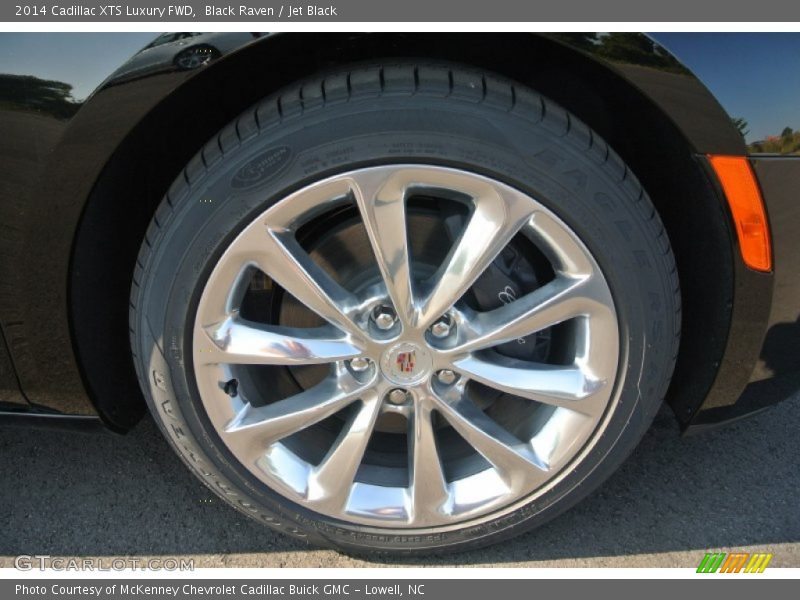  2014 XTS Luxury FWD Wheel