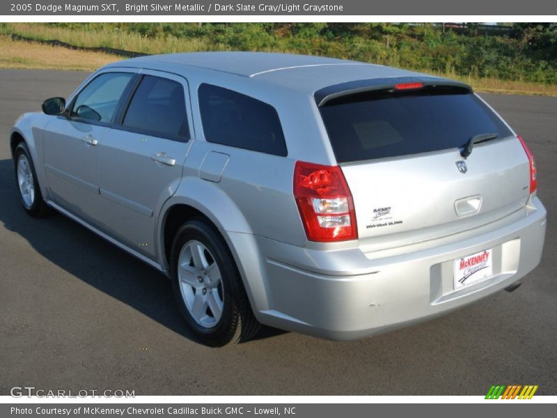 Bright Silver Metallic / Dark Slate Gray/Light Graystone 2005 Dodge Magnum SXT