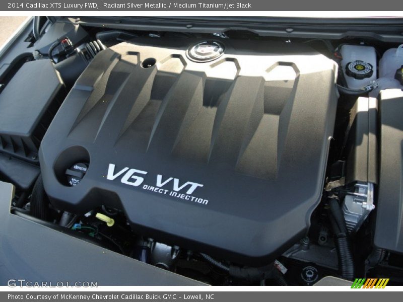 Radiant Silver Metallic / Medium Titanium/Jet Black 2014 Cadillac XTS Luxury FWD