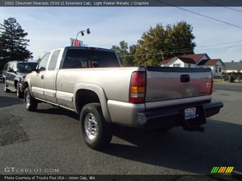 Light Pewter Metallic / Graphite 2002 Chevrolet Silverado 2500 LS Extended Cab