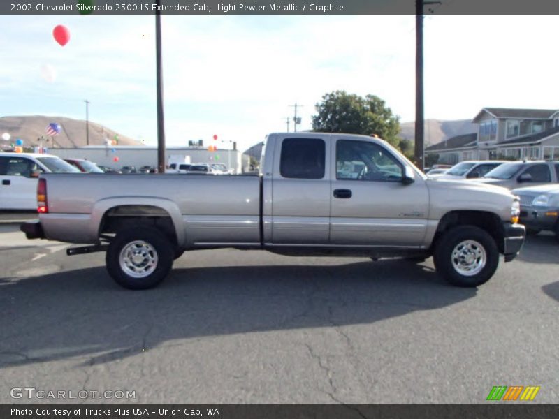 Light Pewter Metallic / Graphite 2002 Chevrolet Silverado 2500 LS Extended Cab