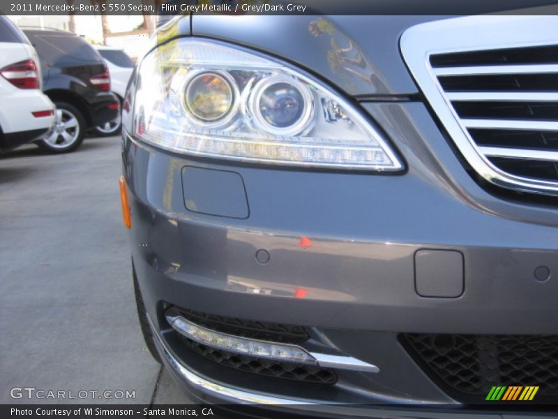 Flint Grey Metallic / Grey/Dark Grey 2011 Mercedes-Benz S 550 Sedan