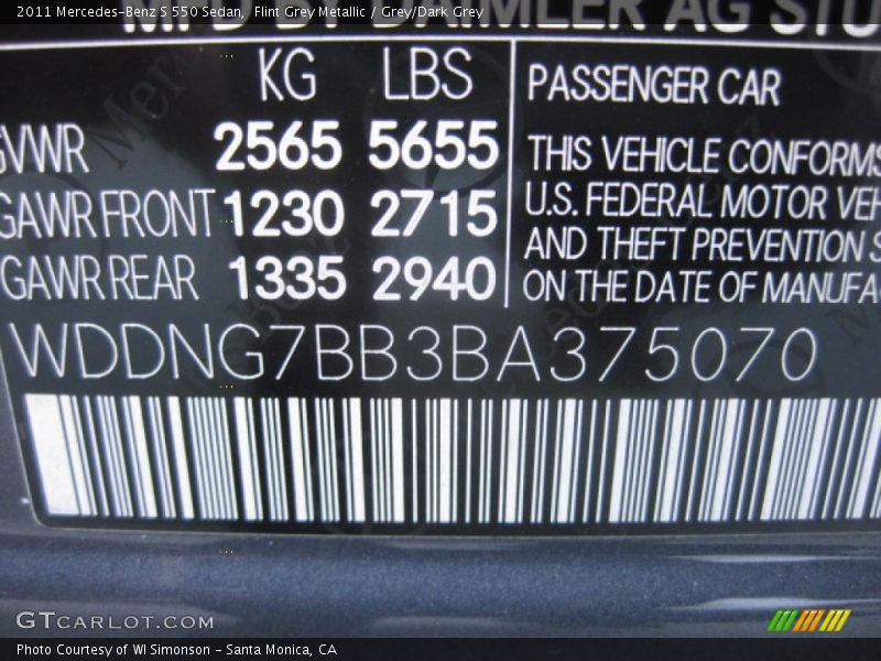 Flint Grey Metallic / Grey/Dark Grey 2011 Mercedes-Benz S 550 Sedan