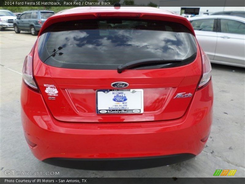 Race Red / Charcoal Black 2014 Ford Fiesta SE Hatchback