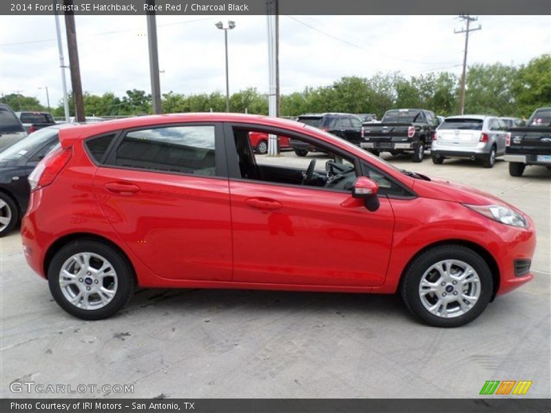 Race Red / Charcoal Black 2014 Ford Fiesta SE Hatchback