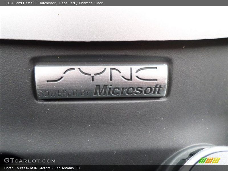 Race Red / Charcoal Black 2014 Ford Fiesta SE Hatchback