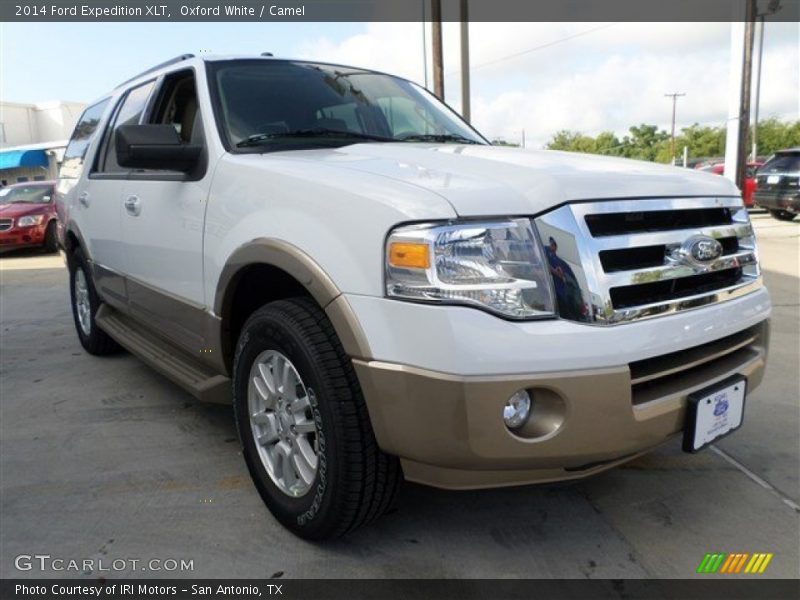 Oxford White / Camel 2014 Ford Expedition XLT