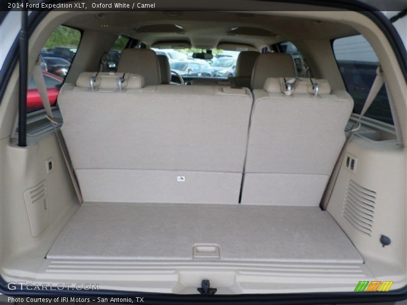 Oxford White / Camel 2014 Ford Expedition XLT