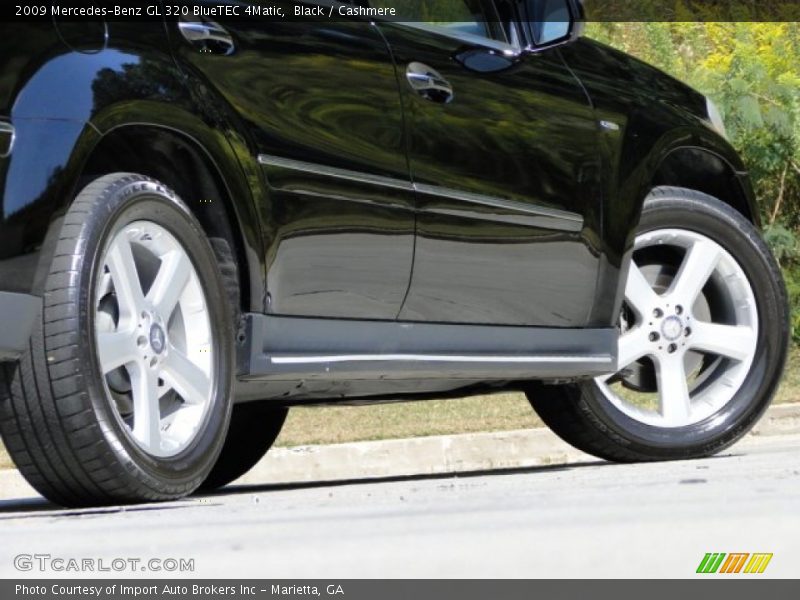 Black / Cashmere 2009 Mercedes-Benz GL 320 BlueTEC 4Matic