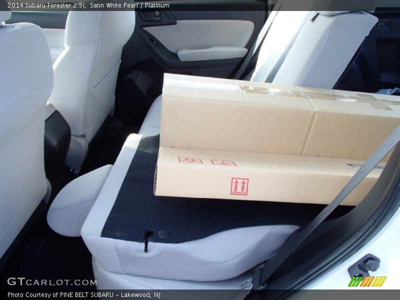 Satin White Pearl / Platinum 2014 Subaru Forester 2.5i