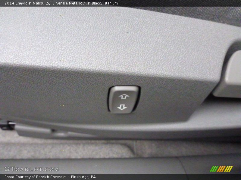 Silver Ice Metallic / Jet Black/Titanium 2014 Chevrolet Malibu LS