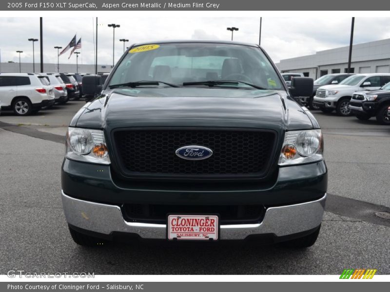 Aspen Green Metallic / Medium Flint Grey 2005 Ford F150 XLT SuperCab