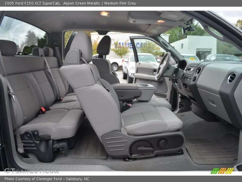 Aspen Green Metallic / Medium Flint Grey 2005 Ford F150 XLT SuperCab