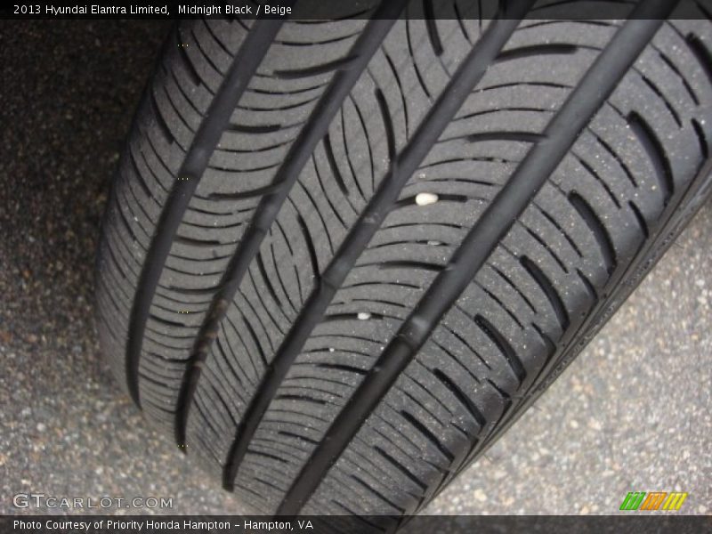 Midnight Black / Beige 2013 Hyundai Elantra Limited