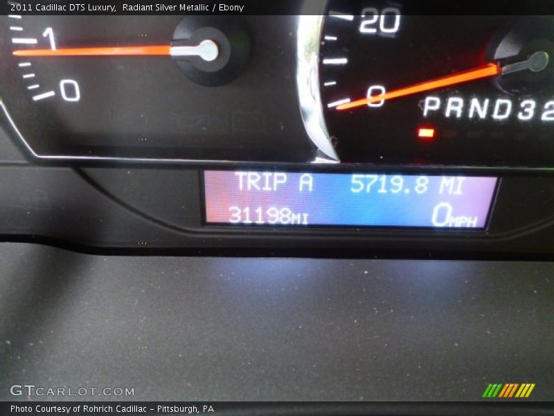 Radiant Silver Metallic / Ebony 2011 Cadillac DTS Luxury