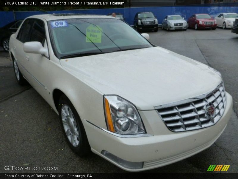 White Diamond Tricoat / Titanium/Dark Titanium 2009 Cadillac DTS