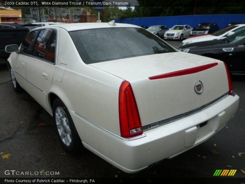 White Diamond Tricoat / Titanium/Dark Titanium 2009 Cadillac DTS