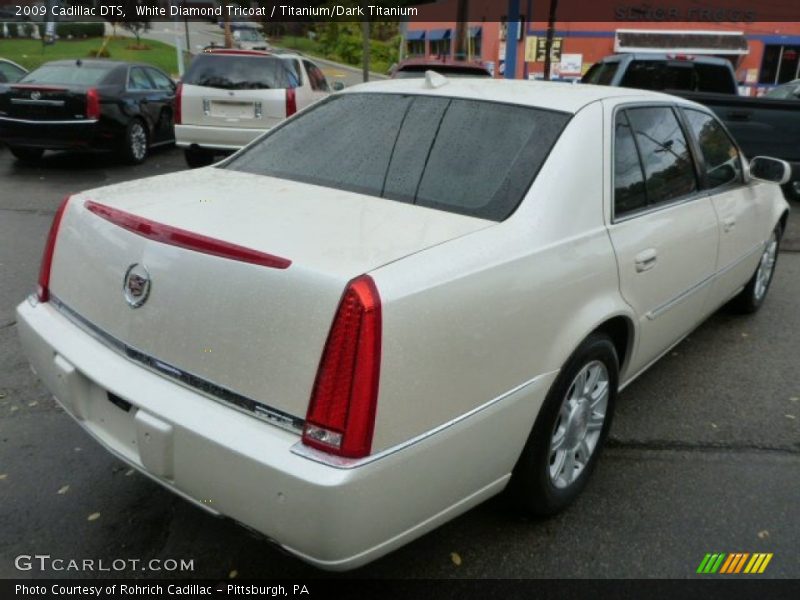 White Diamond Tricoat / Titanium/Dark Titanium 2009 Cadillac DTS