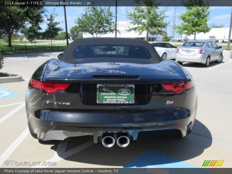 Ultimate Black Metallic / Jet 2014 Jaguar F-TYPE S