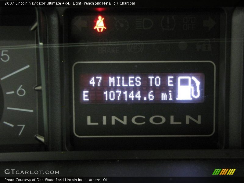 Light French Silk Metallic / Charcoal 2007 Lincoln Navigator Ultimate 4x4