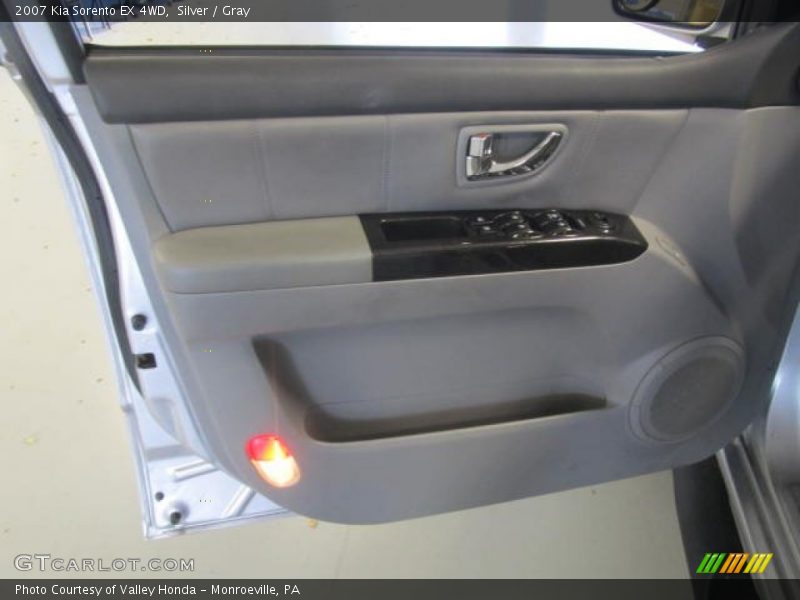 Silver / Gray 2007 Kia Sorento EX 4WD
