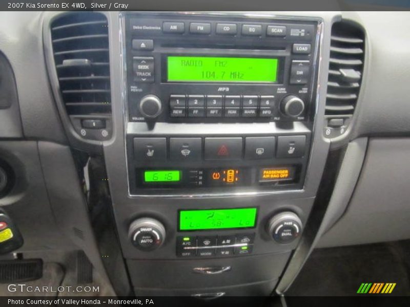 Silver / Gray 2007 Kia Sorento EX 4WD