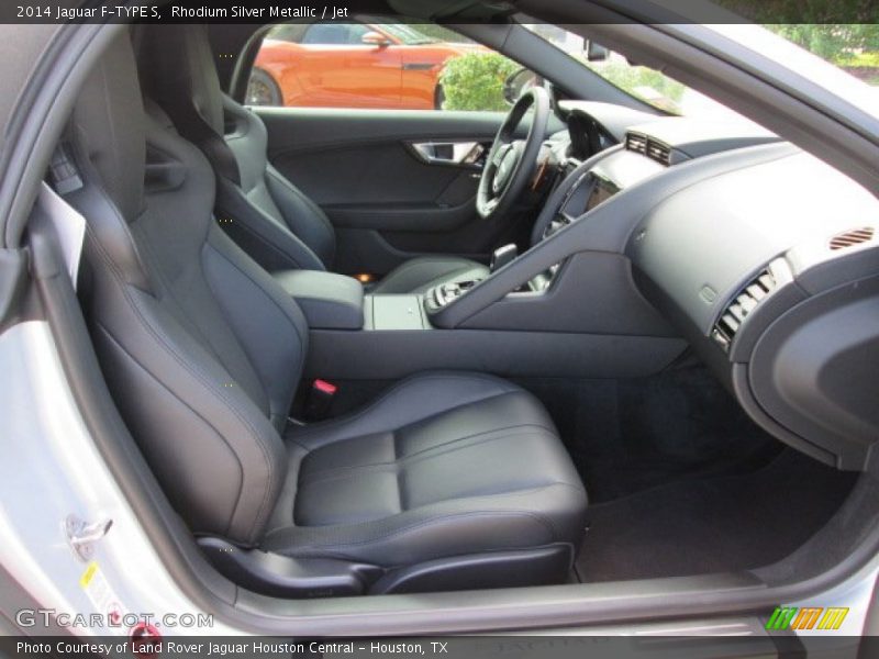 Front Seat of 2014 F-TYPE S