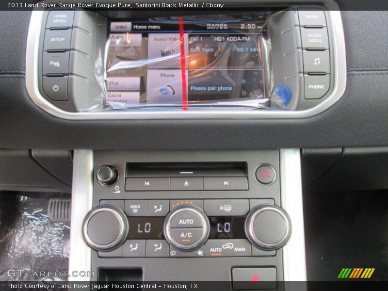 Controls of 2013 Range Rover Evoque Pure