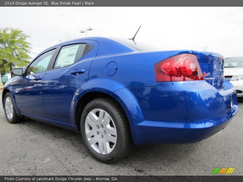 Blue Streak Pearl / Black 2014 Dodge Avenger SE