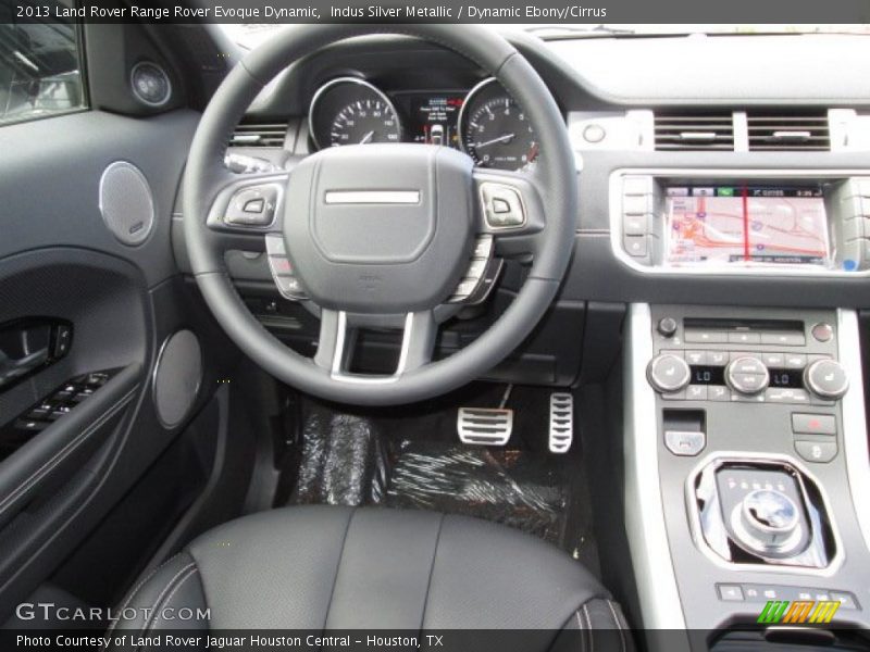 Dashboard of 2013 Range Rover Evoque Dynamic