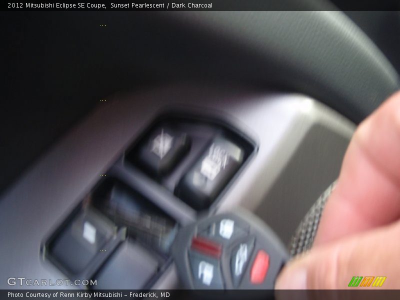 Sunset Pearlescent / Dark Charcoal 2012 Mitsubishi Eclipse SE Coupe