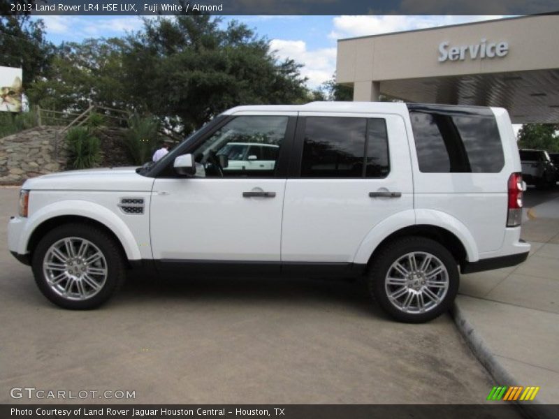 Fuji White / Almond 2013 Land Rover LR4 HSE LUX