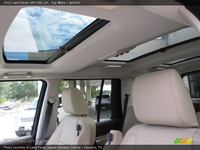 Sunroof of 2013 LR4 HSE LUX