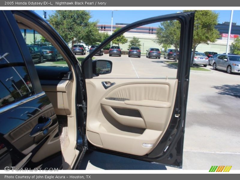 Nighthawk Black Pearl / Ivory 2005 Honda Odyssey EX-L