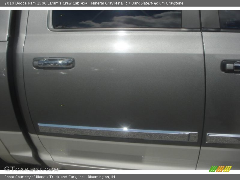 Mineral Gray Metallic / Dark Slate/Medium Graystone 2010 Dodge Ram 1500 Laramie Crew Cab 4x4