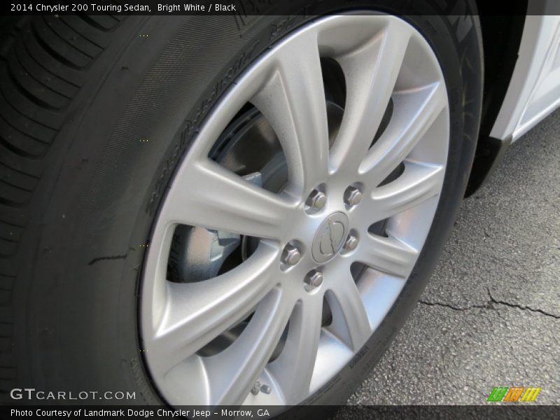 Bright White / Black 2014 Chrysler 200 Touring Sedan