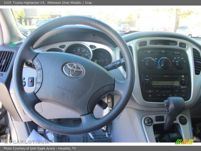 Millenium Silver Metallic / Gray 2005 Toyota Highlander V6